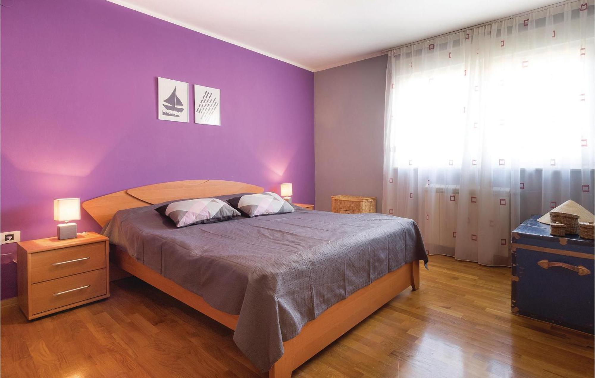 4 Bedroom Stunning In Apartment